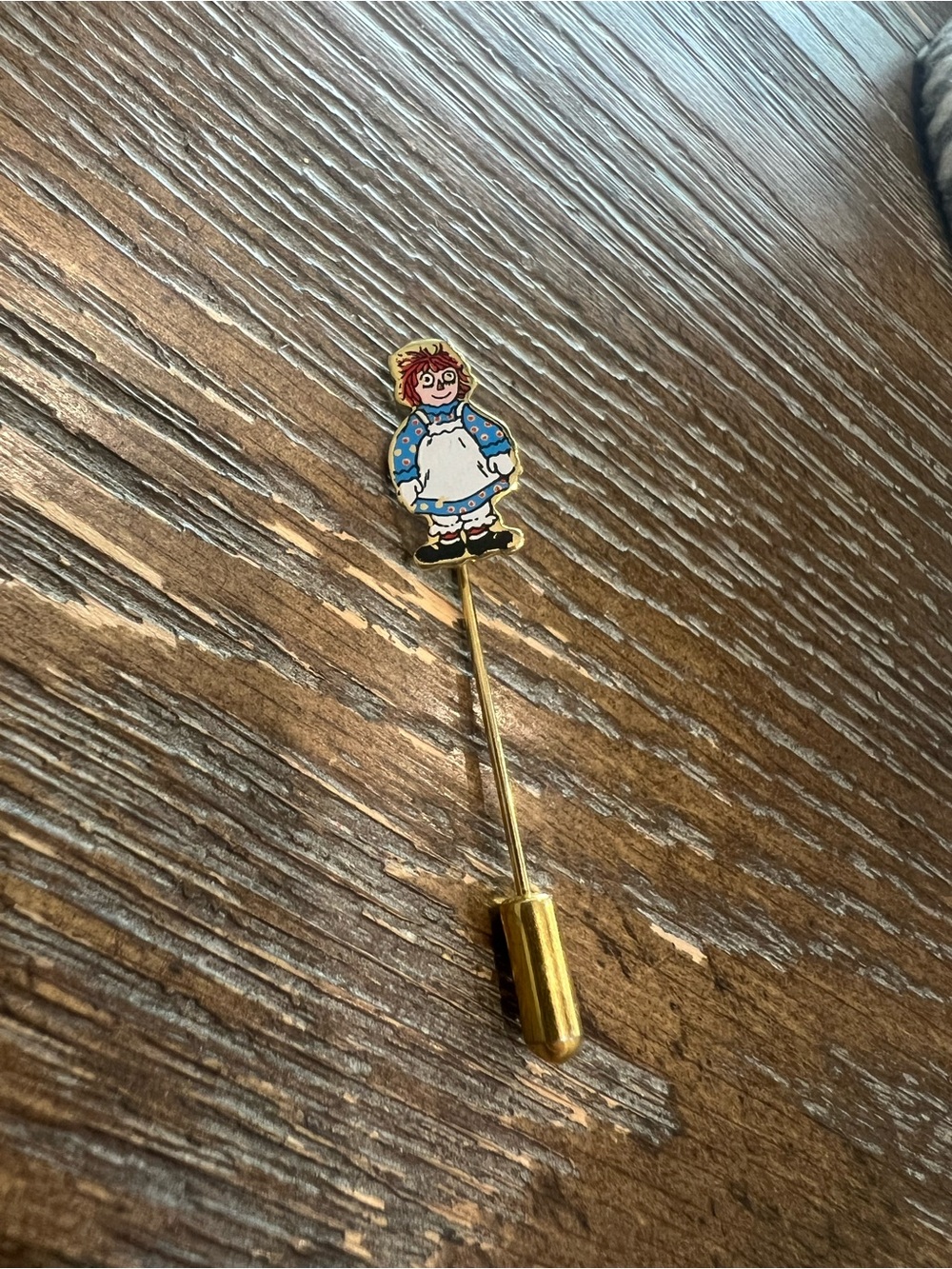 Gold Stick Pin with Blue-Accented Kids Character